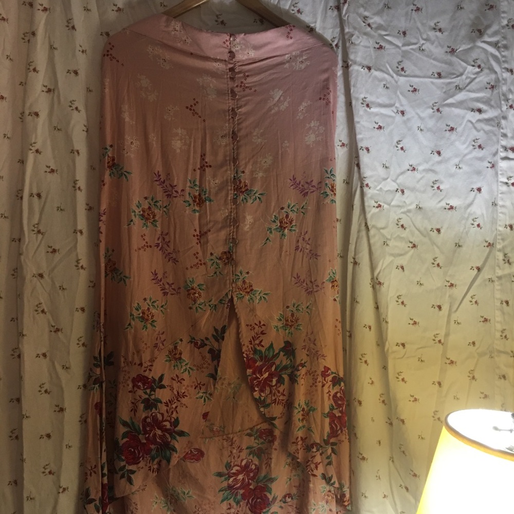 Pink crayon button front skirt halo